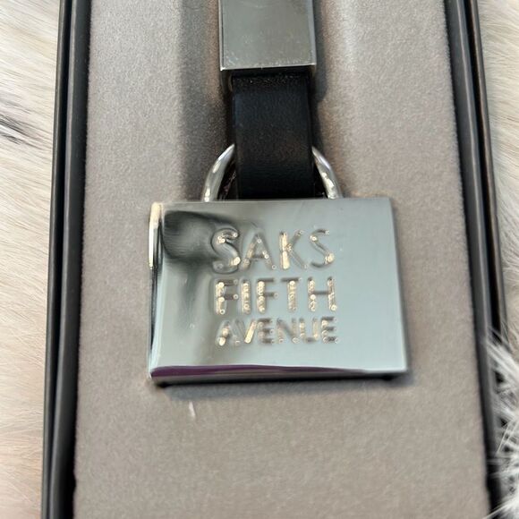 Saks Fifth Avenue Mini Purse Keychain - Picture 2 of 5